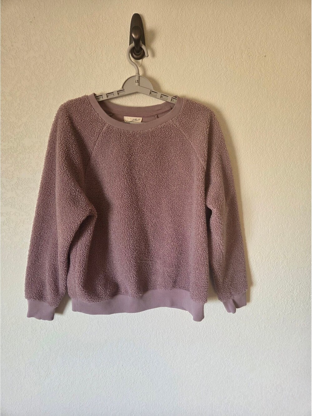 Universal Thread Women's Lavender Fleece Sweatshirt Size Large
